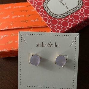 Stella & Dot BNB post earrings
